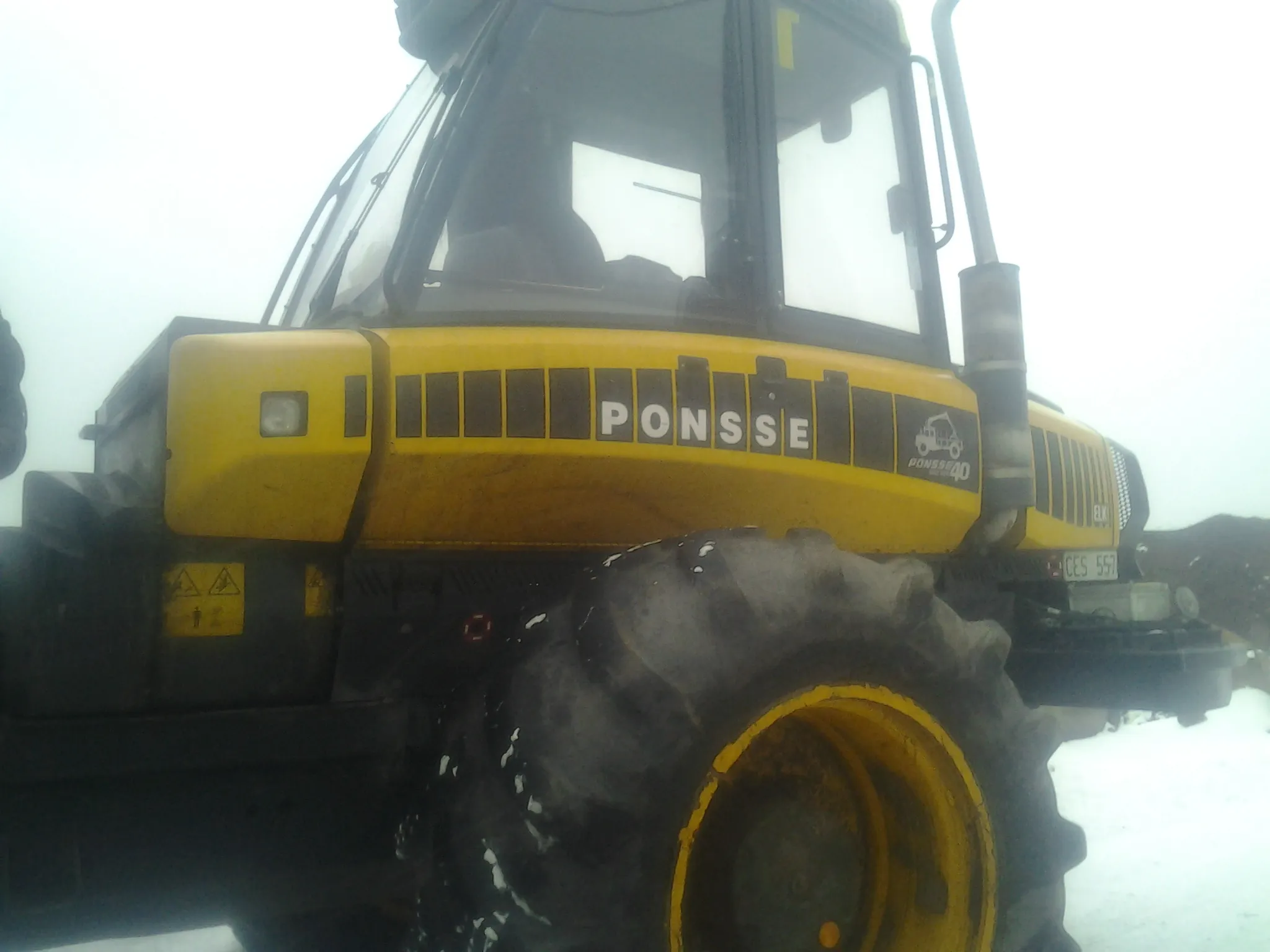 Ponsse-skogsmaskin i arbete